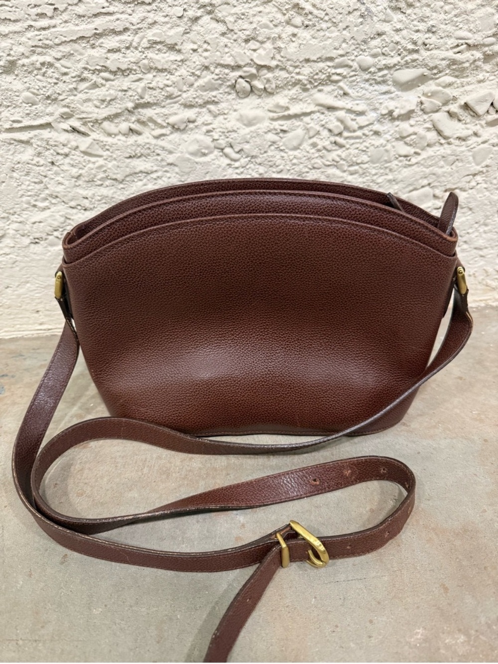 Vintage Coach Regis Madison Collection Style #4405 tan color Made In Italy